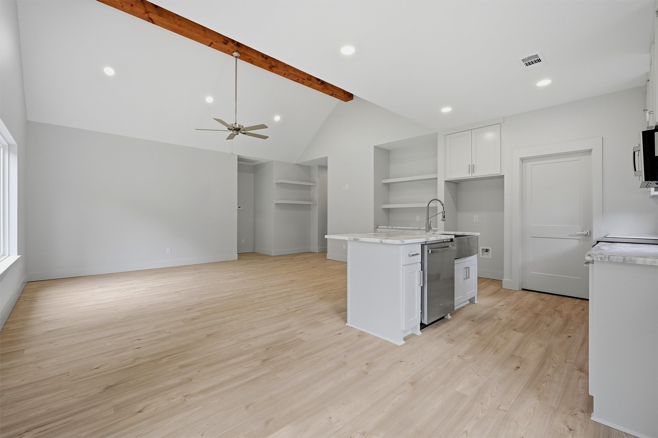 110 W Hull Street Denison TX 75021