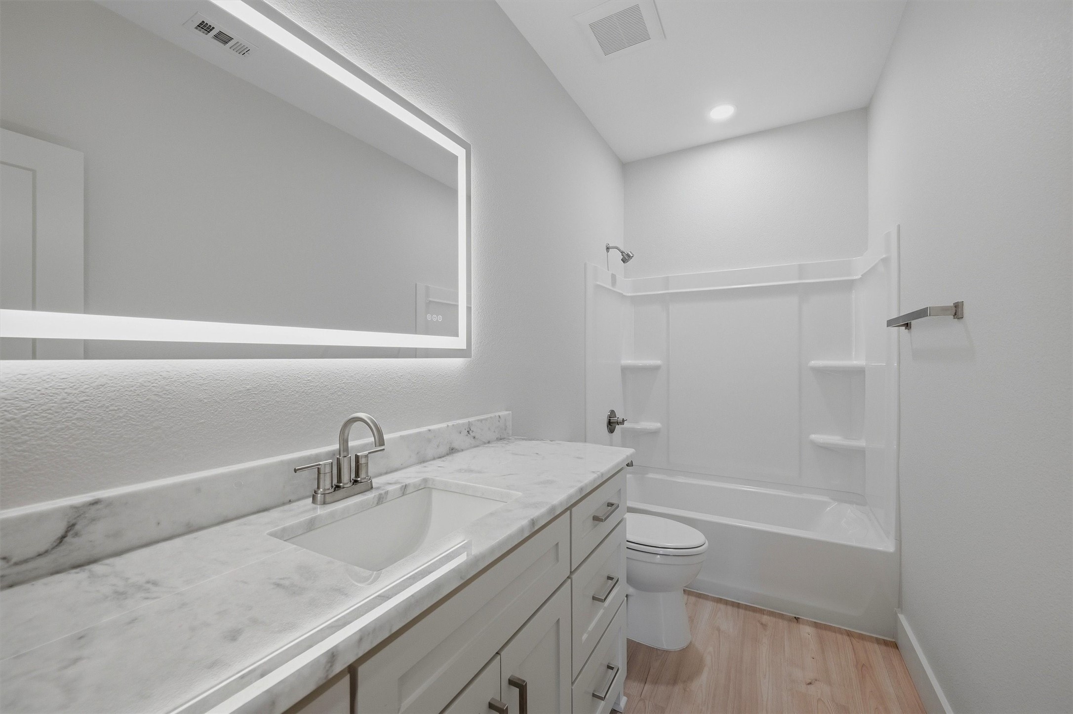 110 W Hull Street Denison TX 75021