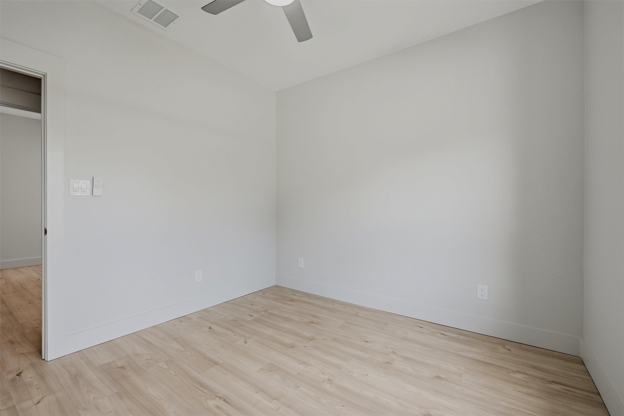 110 W Hull Street Denison TX 75021