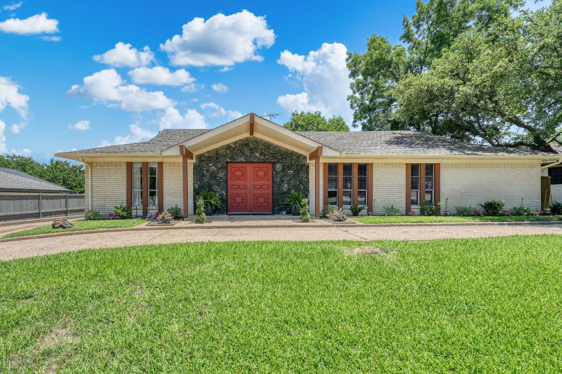1430 Merrimac Trail Garland TX 75043
