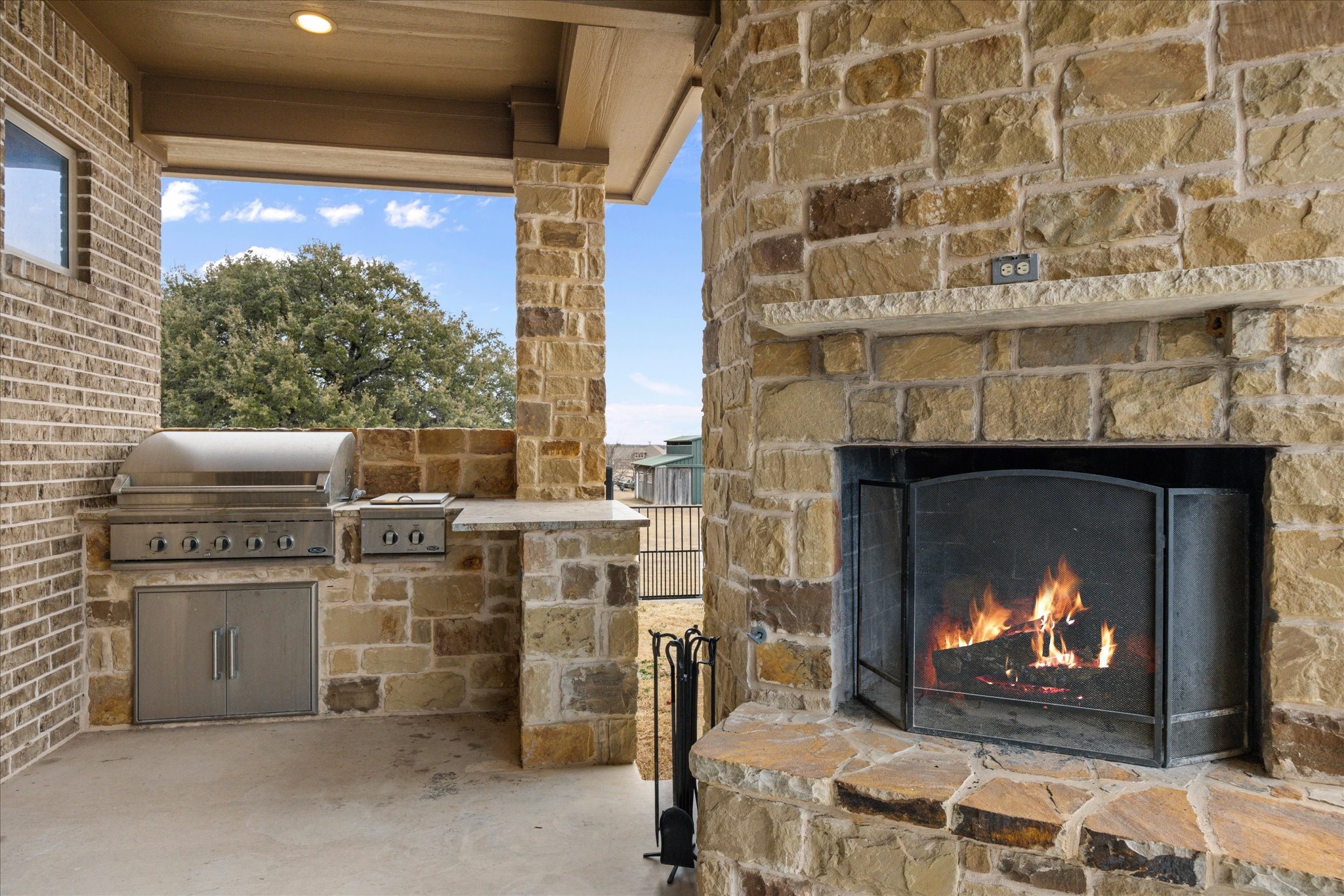 3512 Lakota Court Granbury TX 76048