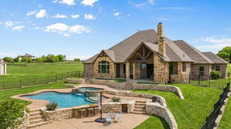 3512 Lakota Court Granbury TX 76048