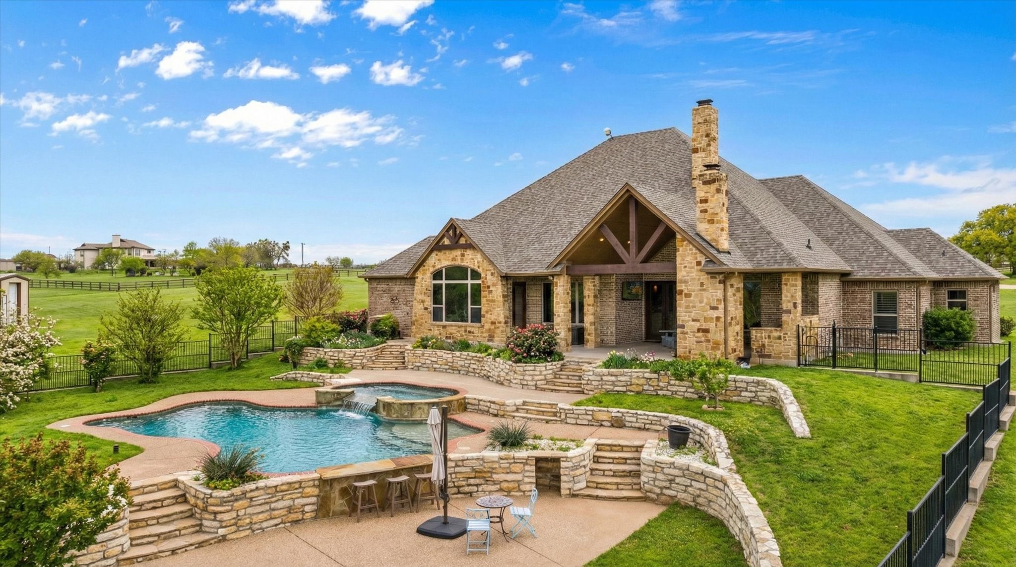 3512 Lakota Court Granbury TX 76048