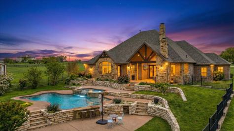 3512 Lakota Court Granbury TX 76048