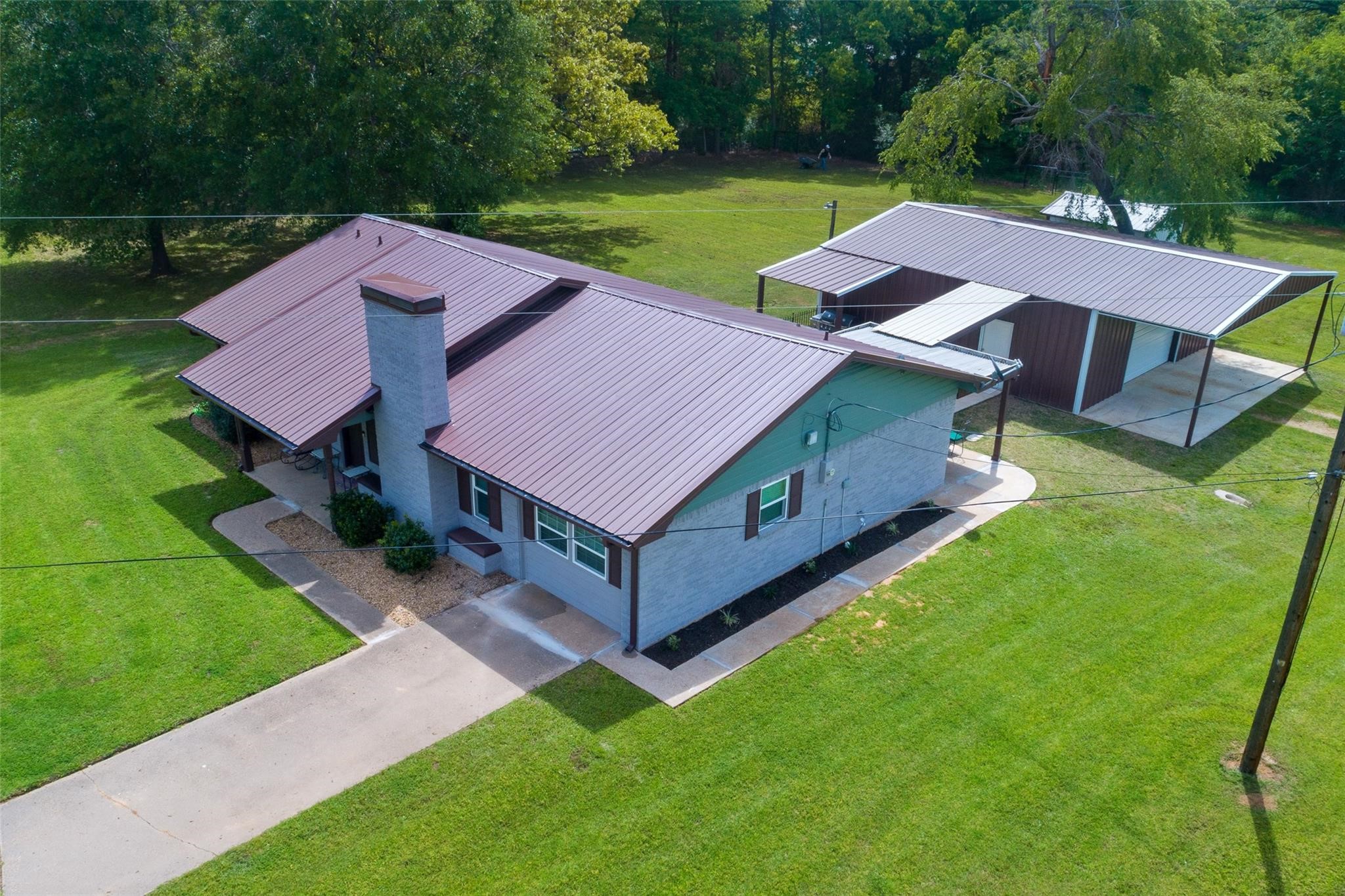 1410 E Royall Boulevard Malakoff TX 75148