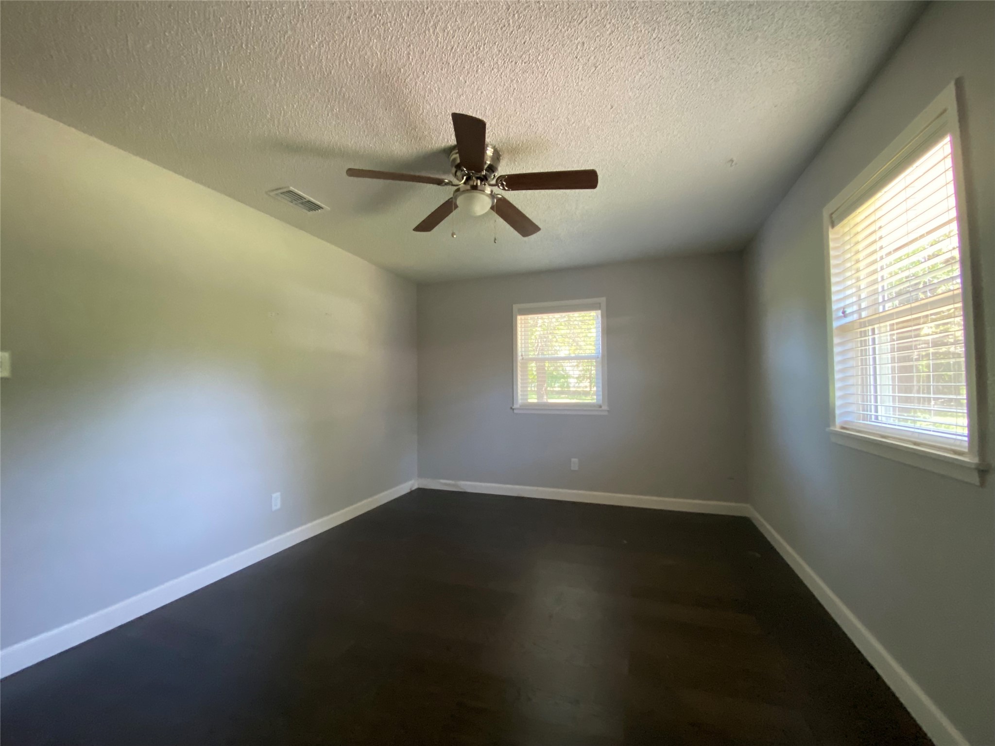 1410 E Royall Boulevard Malakoff TX 75148