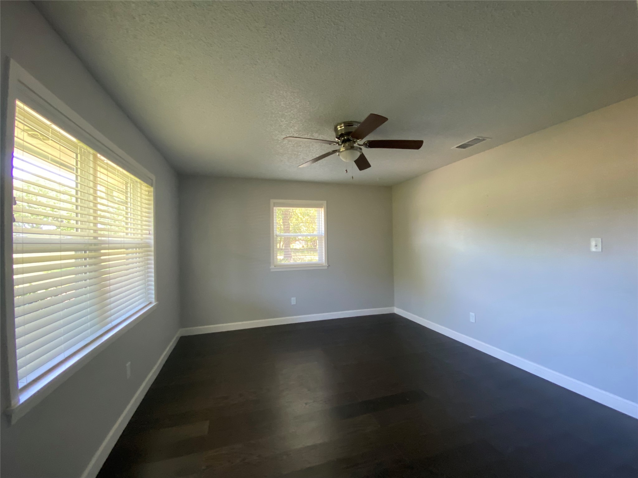 1410 E Royall Boulevard Malakoff TX 75148