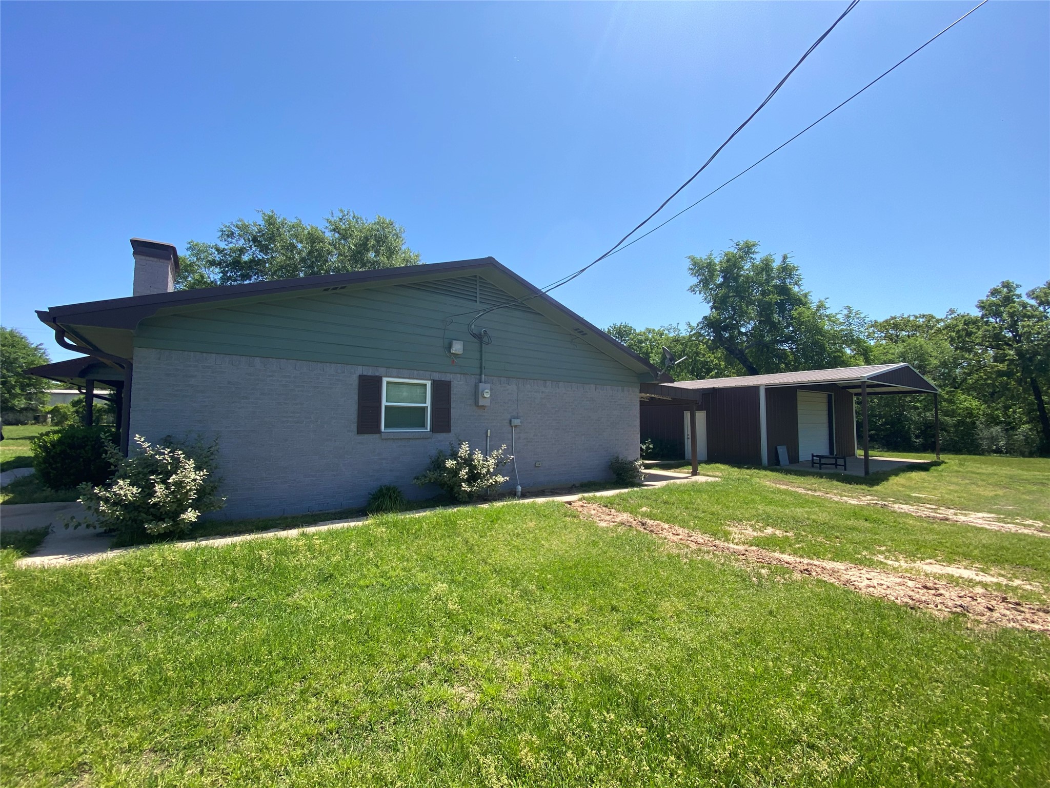 1410 E Royall Boulevard Malakoff TX 75148