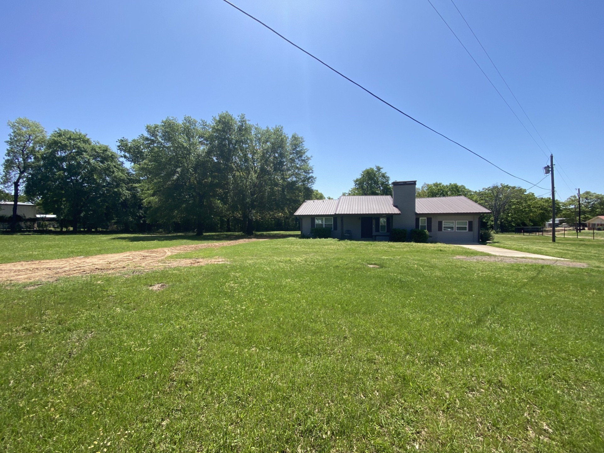 1410 E Royall Boulevard Malakoff TX 75148