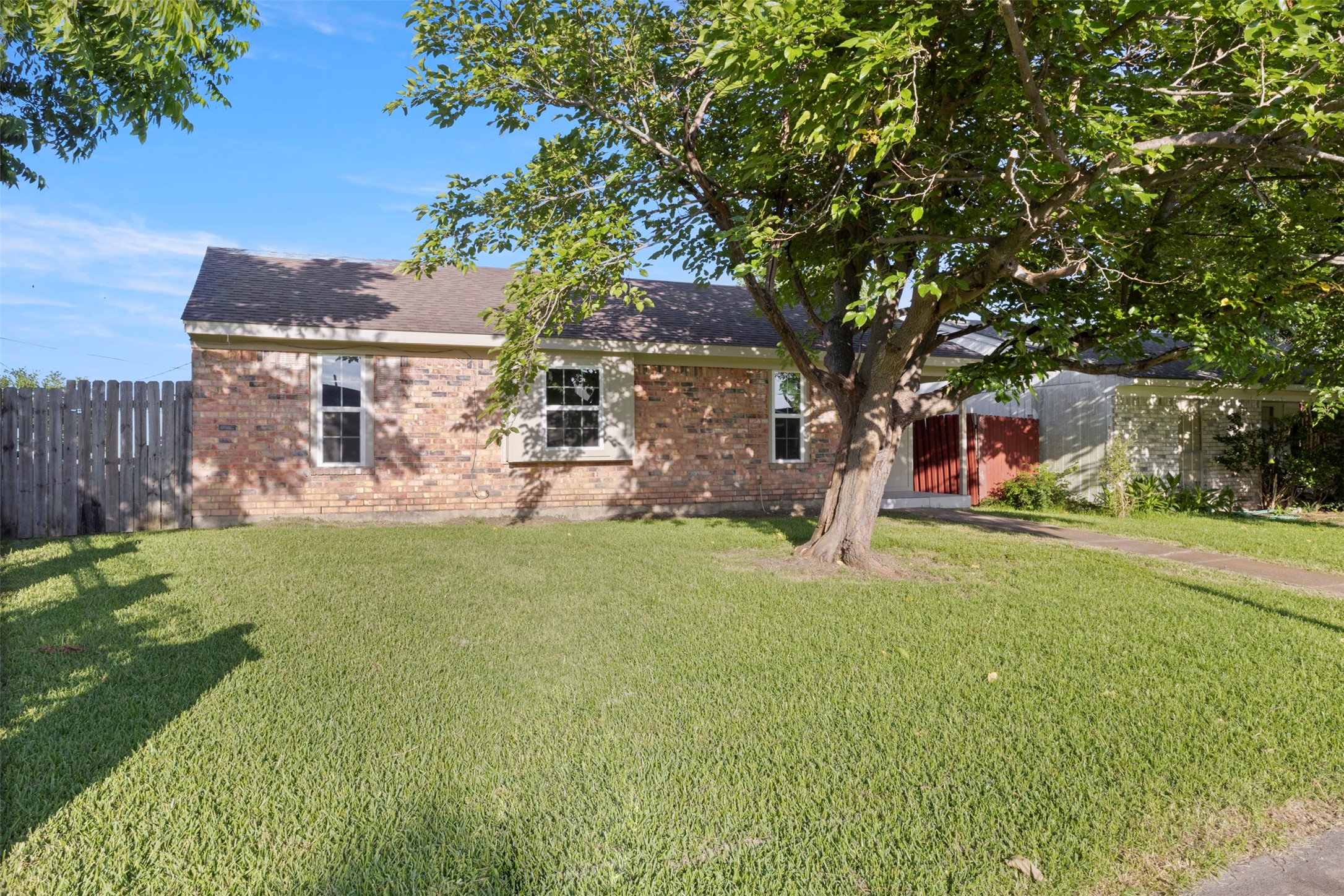 9776 Faircloud Drive Dallas TX 75217
