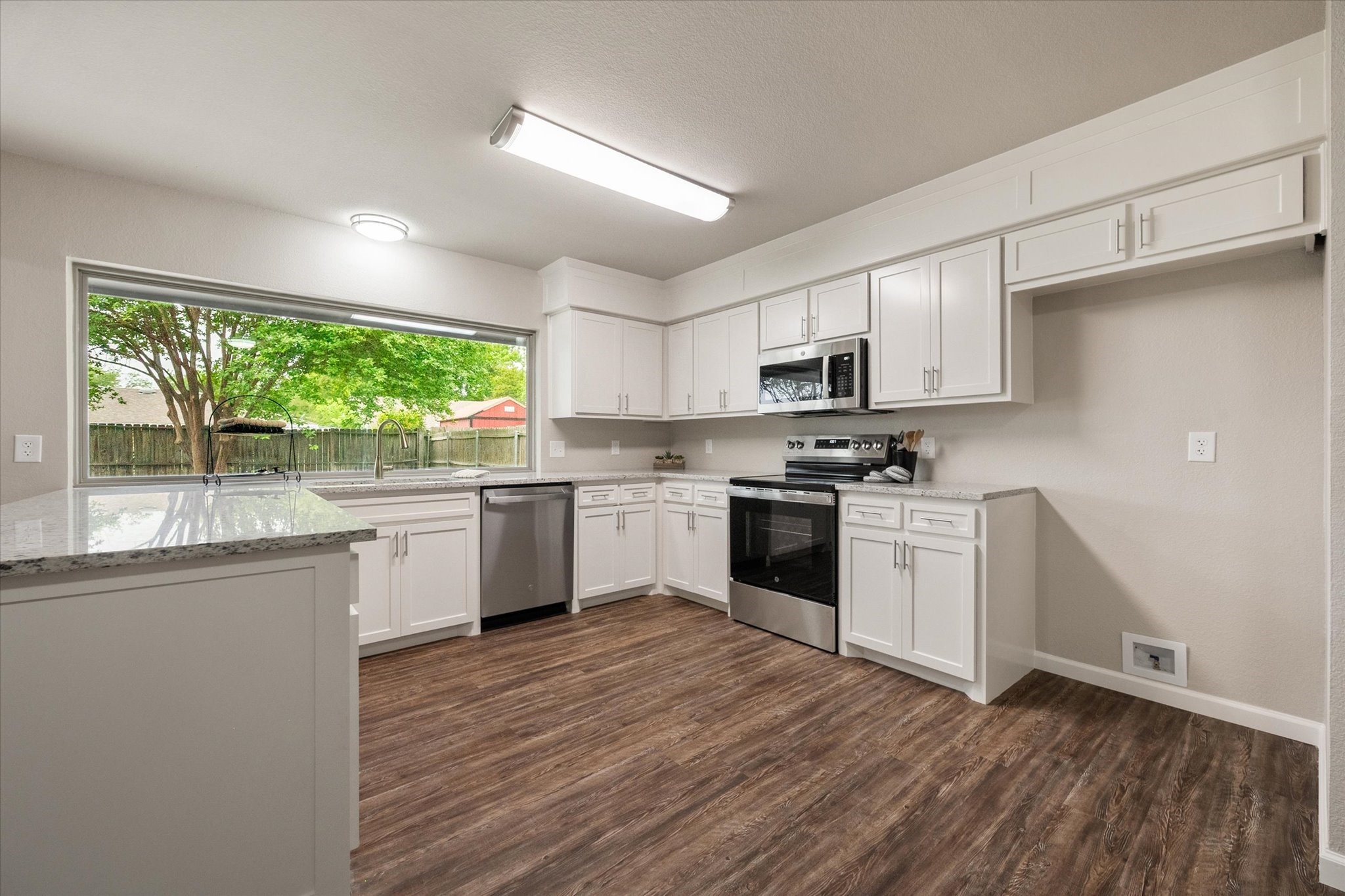 2512 Colleen Drive Arlington TX 76016