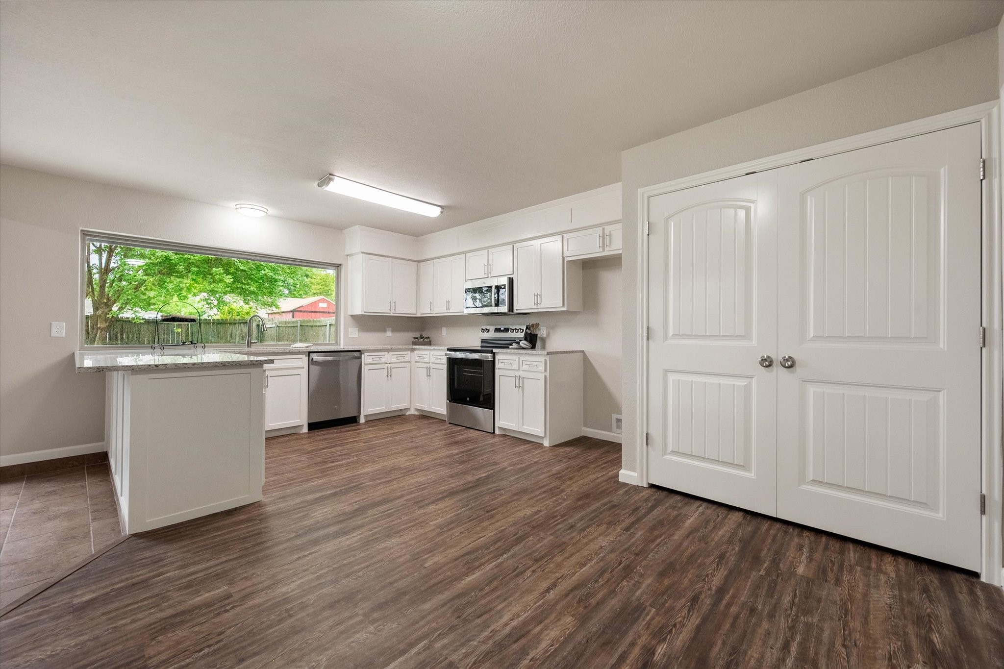 2512 Colleen Drive Arlington TX 76016