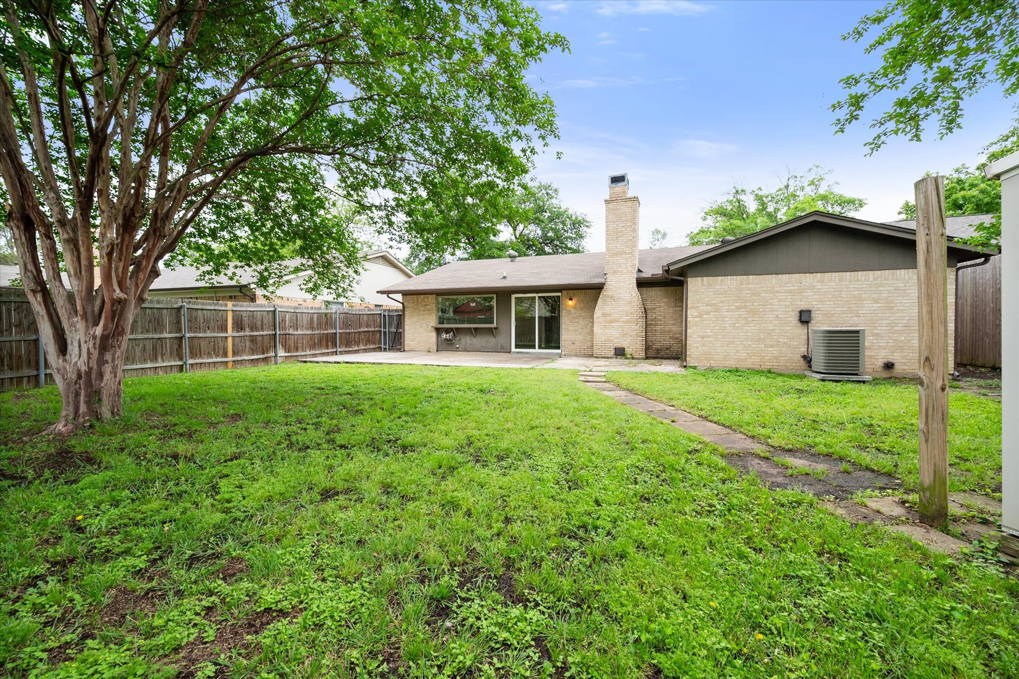 2512 Colleen Drive Arlington TX 76016