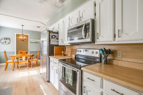 517 Post Oak Lane Burleson TX 76028