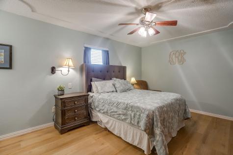 517 Post Oak Lane Burleson TX 76028