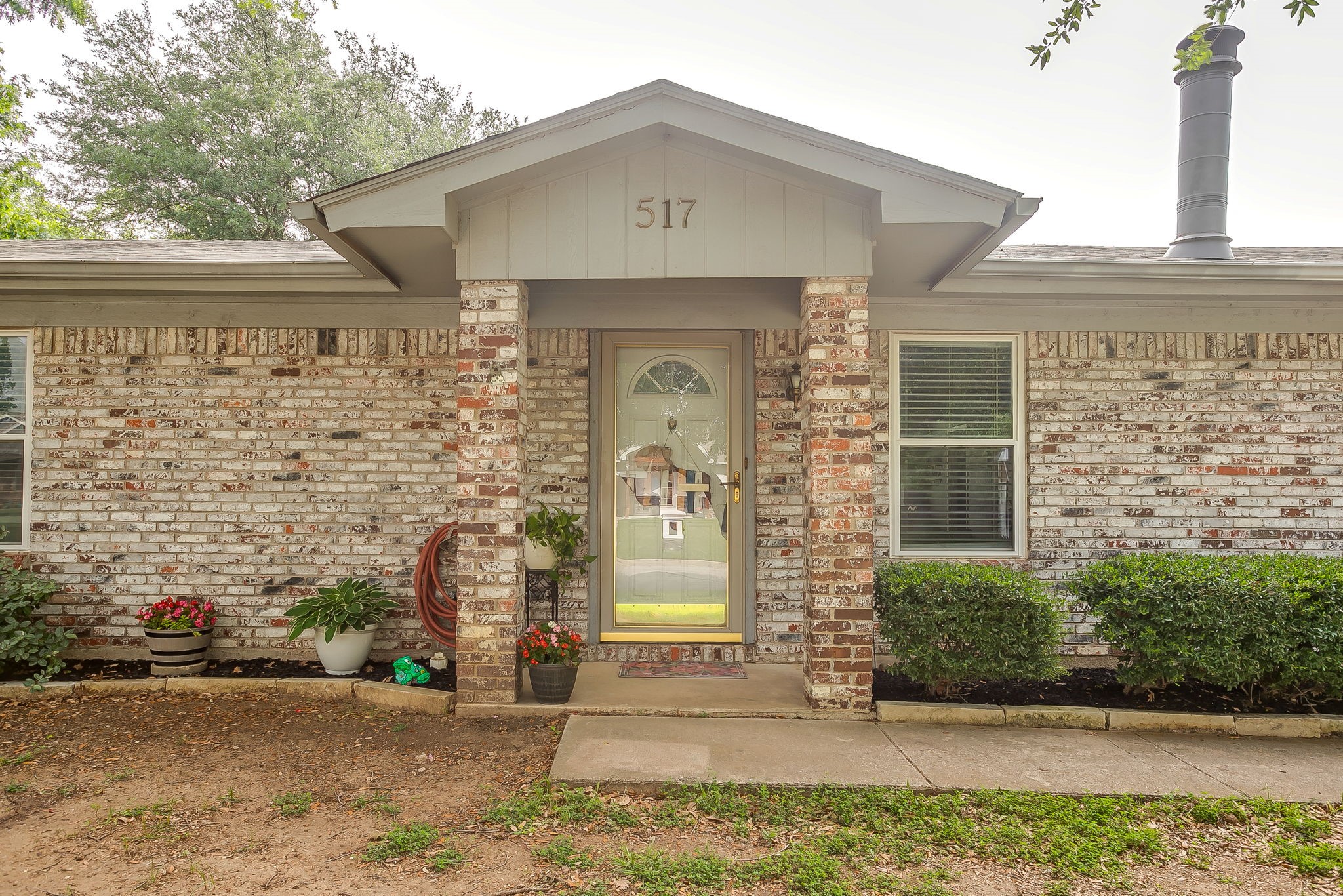 517 Post Oak Lane Burleson TX 76028