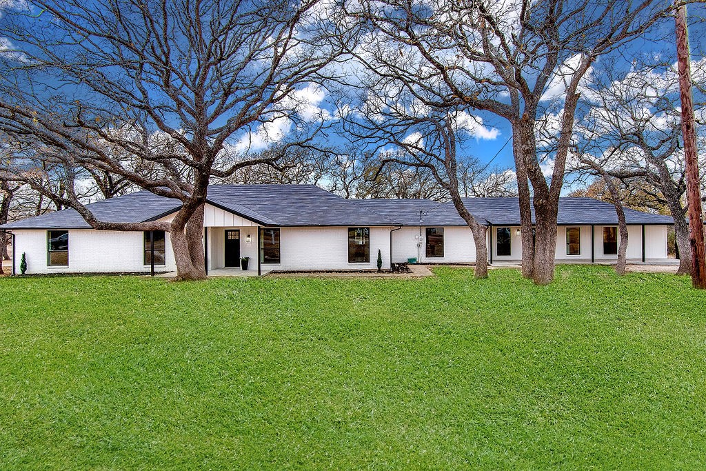 120 Woodland Drive Burleson TX 76028