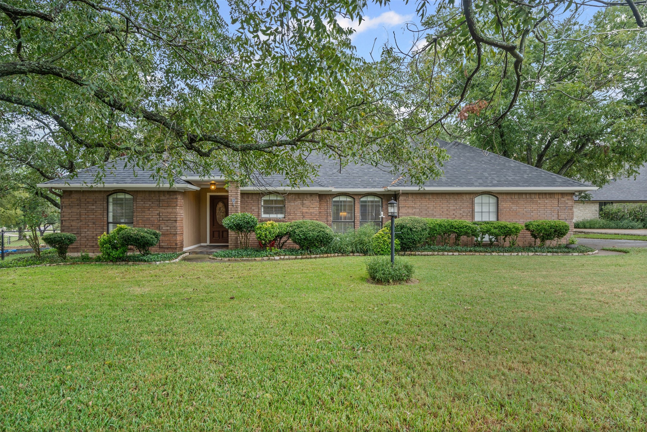 5011 Wedgefield Road Granbury TX 76049