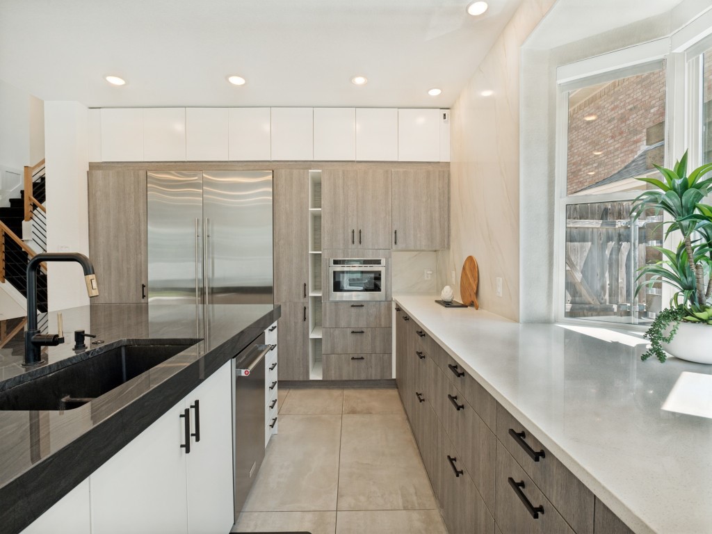 2805 Greenbrook Court Grapevine TX 76051