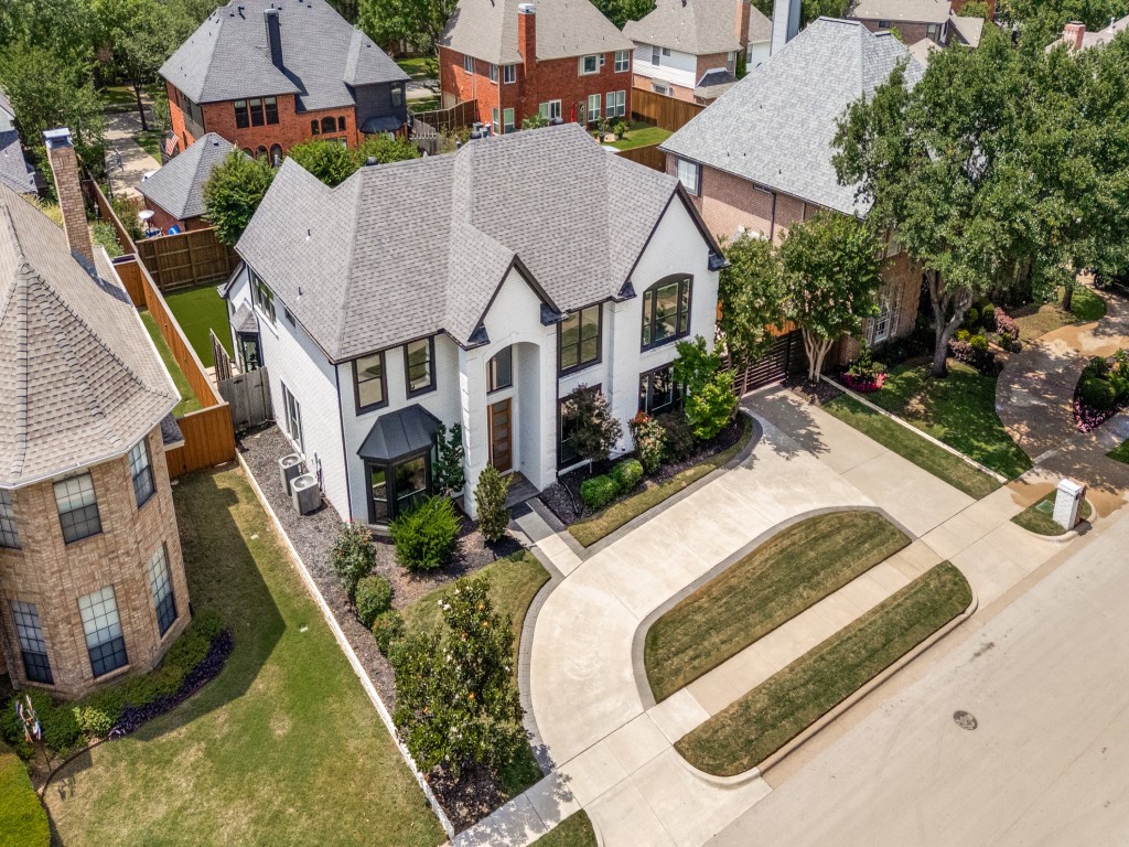 2805 Greenbrook Court Grapevine TX 76051