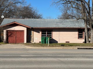 502 W Belknap Street Jacksboro TX 76458