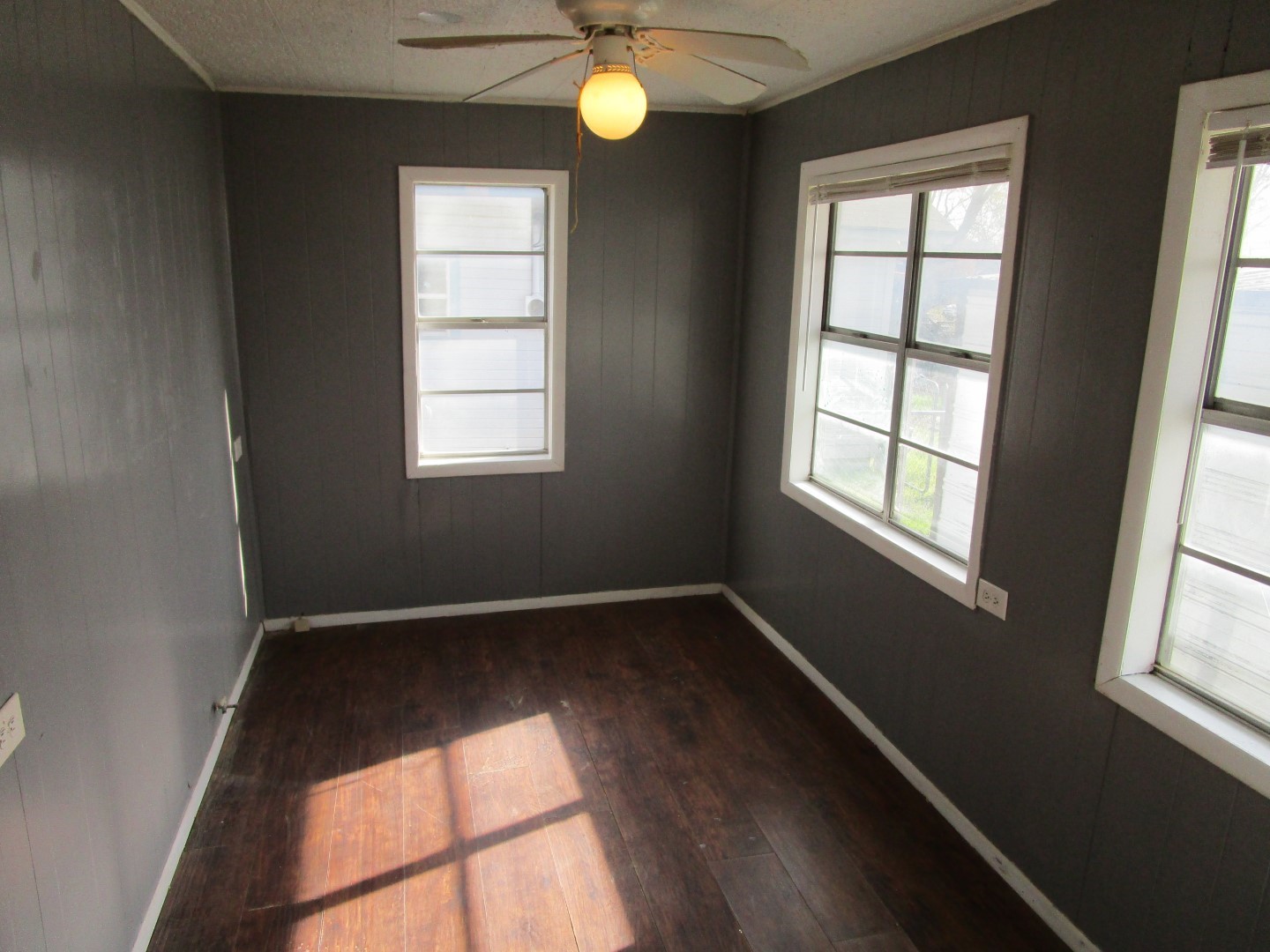 905 Wallis Avenue Santa Anna TX 76878