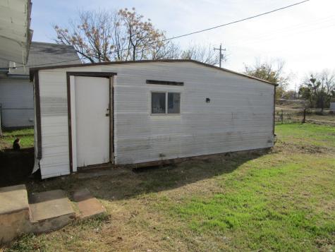 905 Wallis Avenue Santa Anna TX 76878