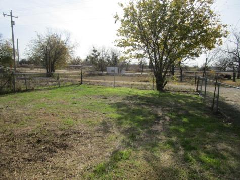 905 Wallis Avenue Santa Anna TX 76878