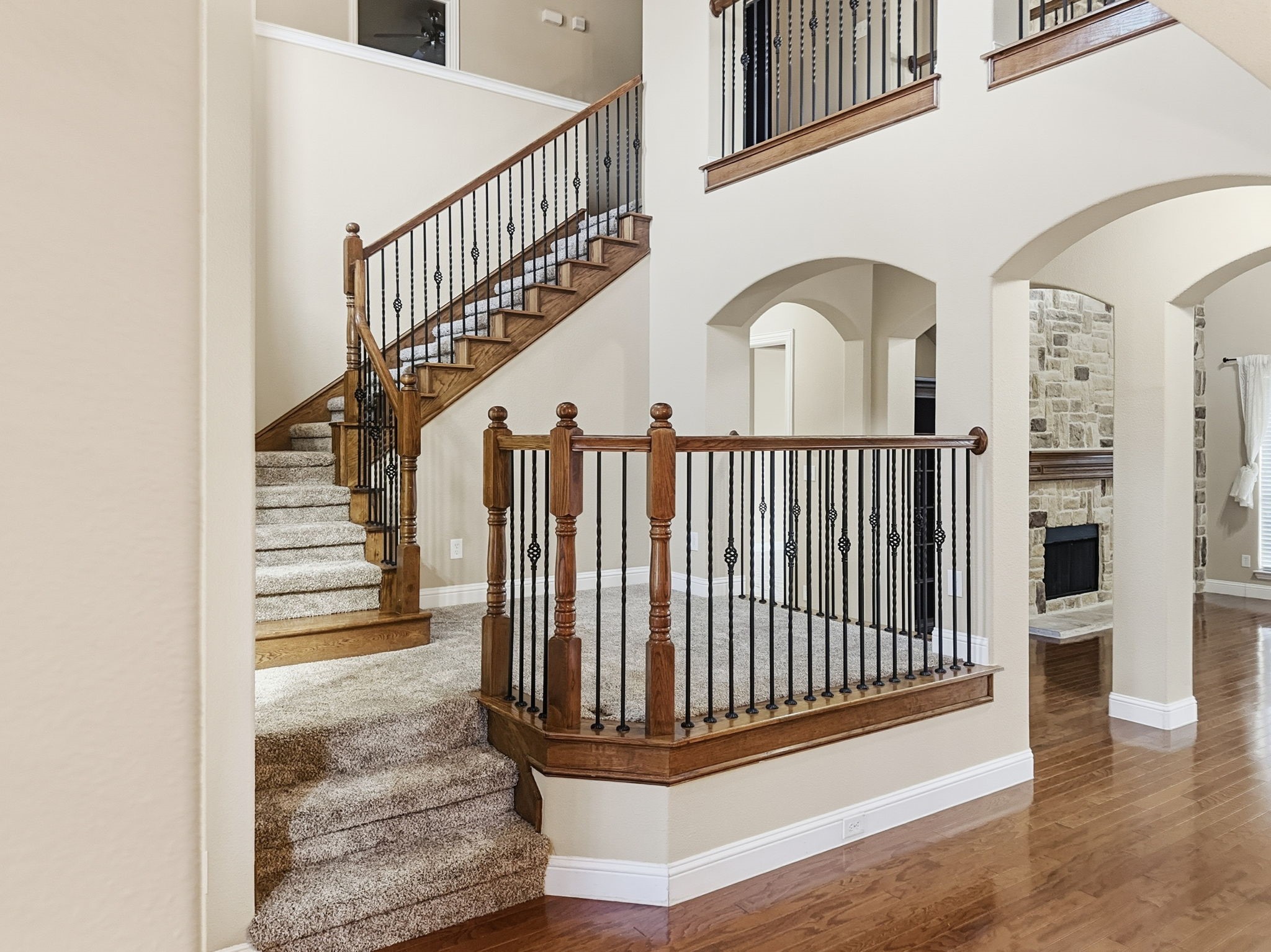 2919 Bandera Grand Prairie TX 75054