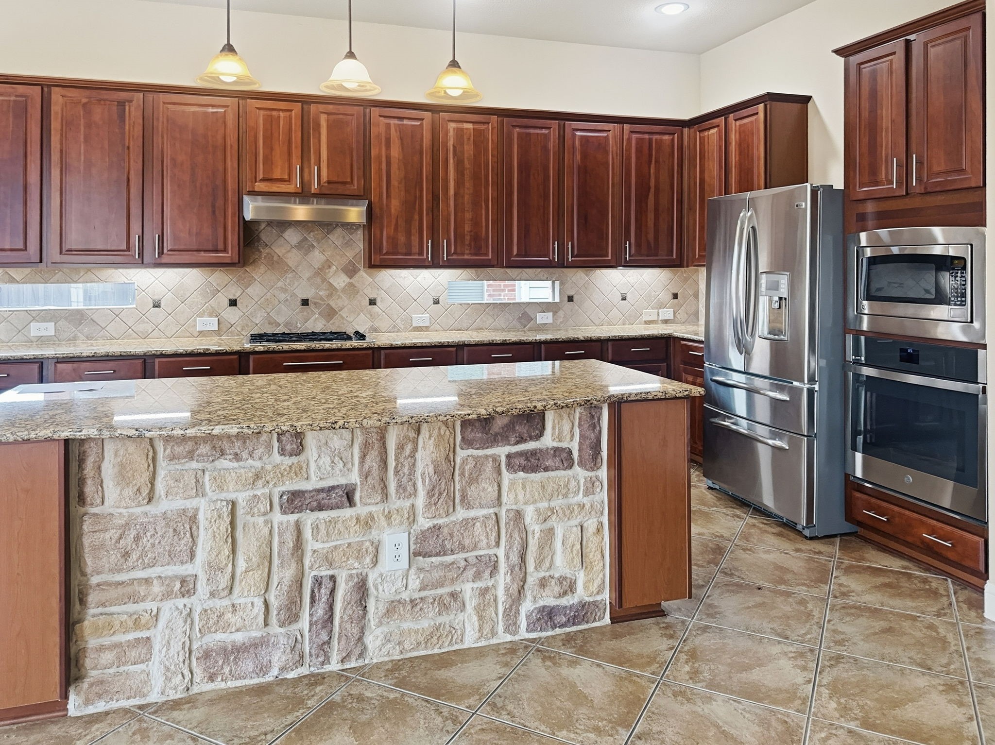 2919 Bandera Grand Prairie TX 75054