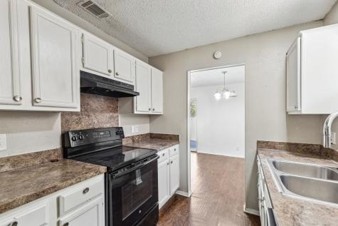 2712 N Bell Avenue Denton TX 76209