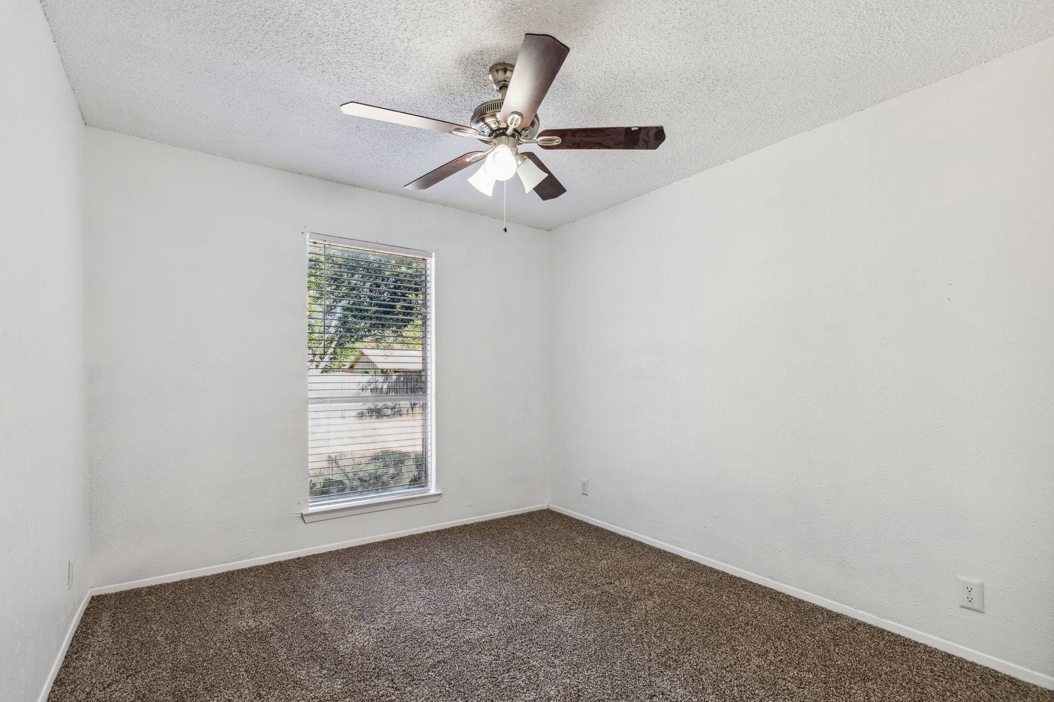 2712 N Bell Avenue Denton TX 76209