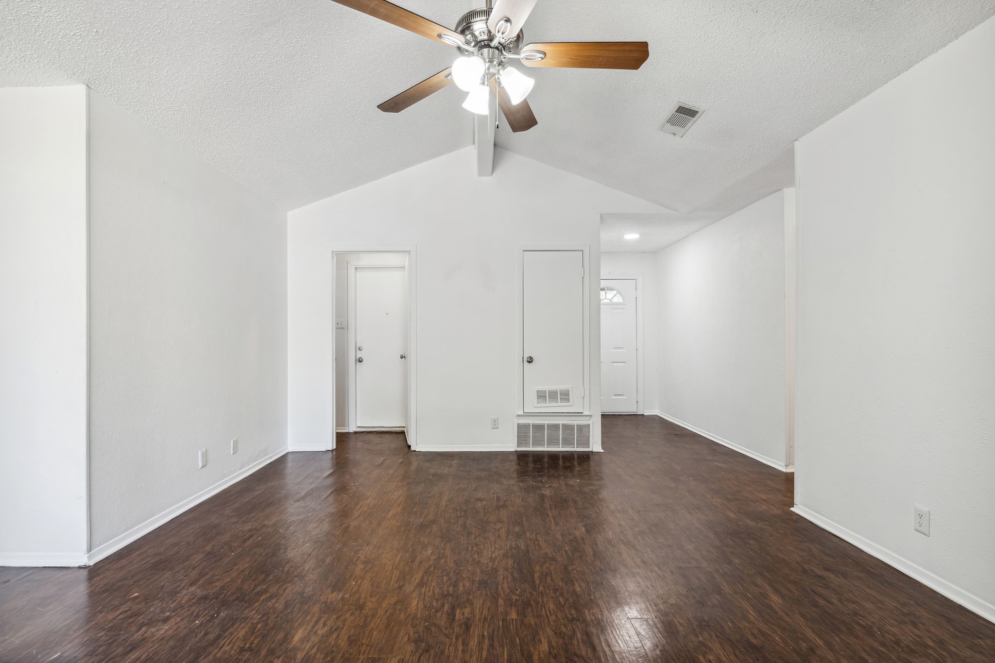2712 N Bell Avenue Denton TX 76209
