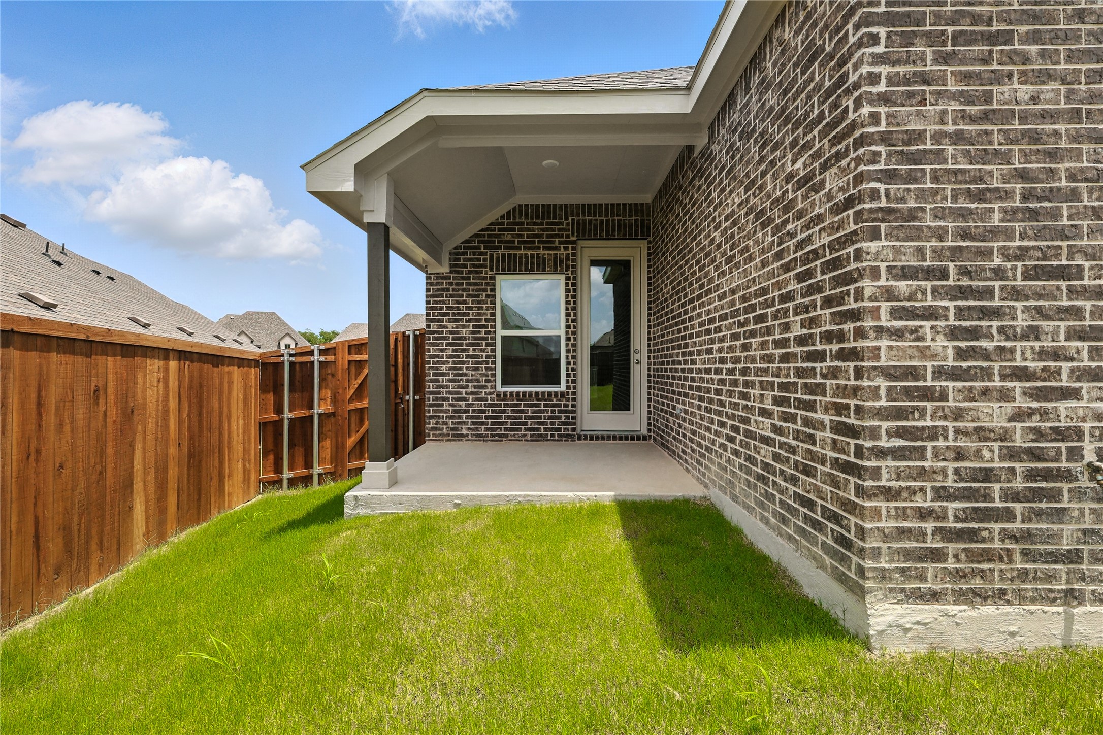 530 Red Barn Drive Van Alstyne TX 75495