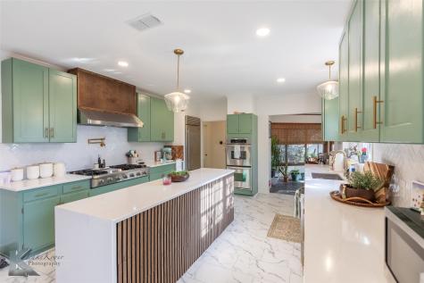 1806 Country Club Drive Sweetwater TX 79556