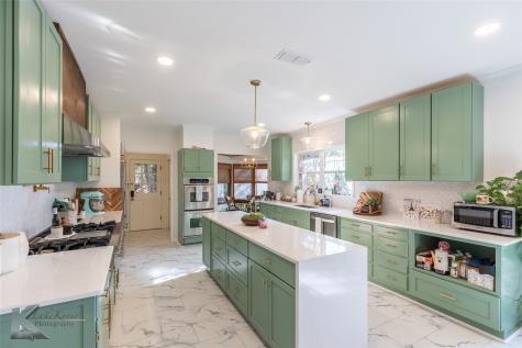 1806 Country Club Drive Sweetwater TX 79556