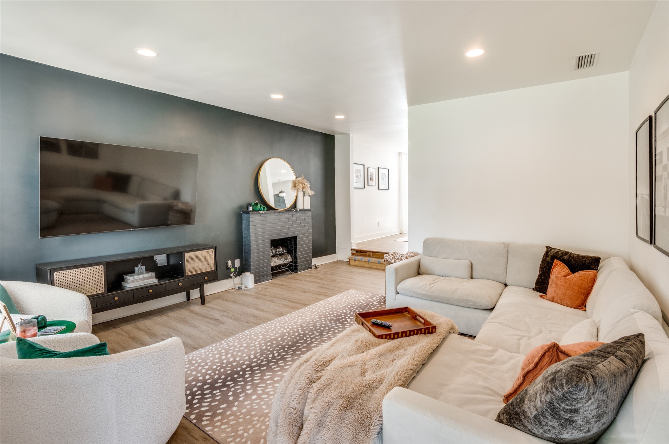 8903 Groveland Drive Dallas TX 75218