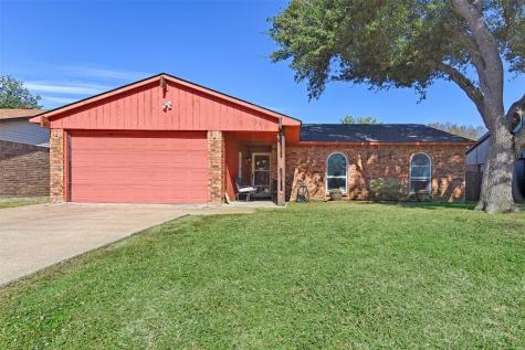 1022 California Trail Grand Prairie TX 75052