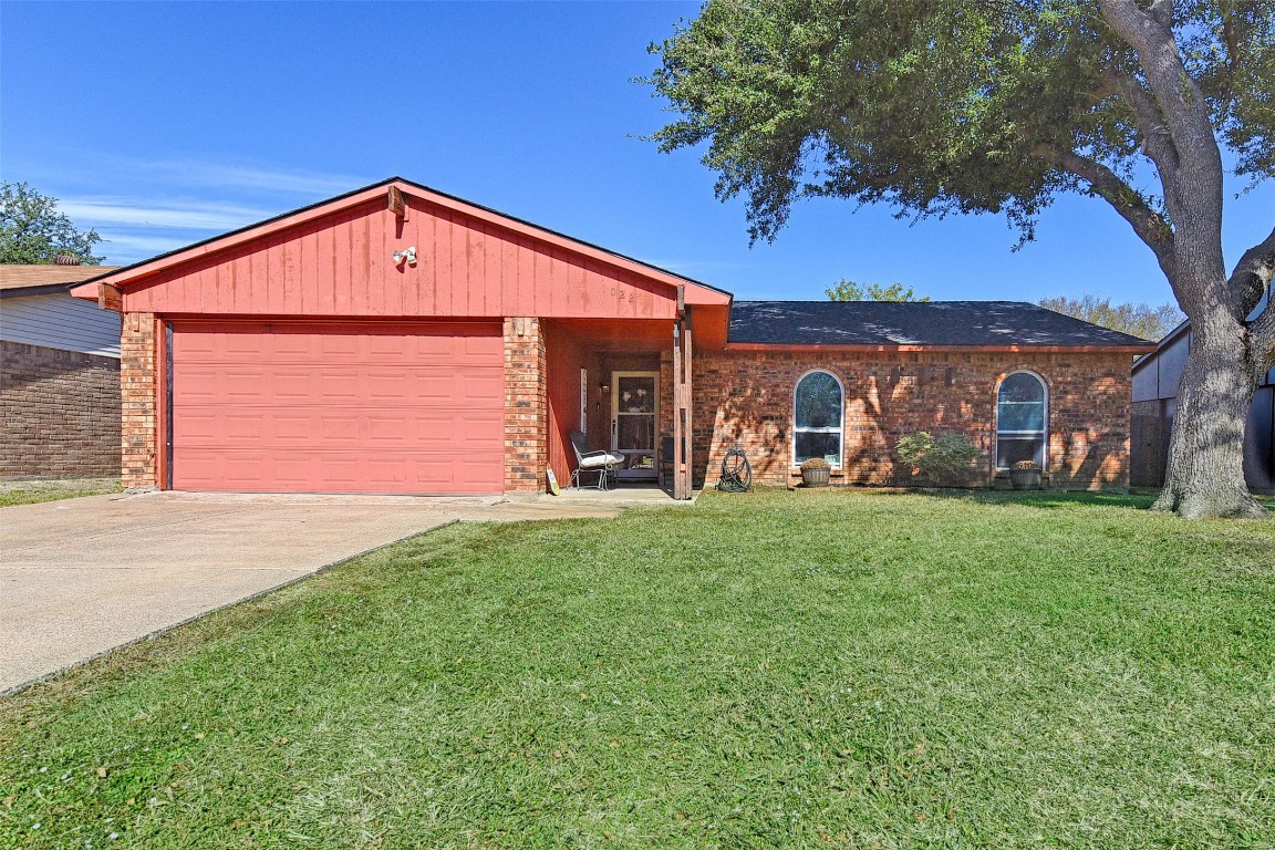 1022 California Trail Grand Prairie TX 75052
