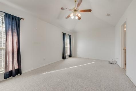 232 W Willow Creek Drive Glenn Heights TX 75154