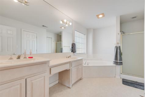 232 W Willow Creek Drive Glenn Heights TX 75154