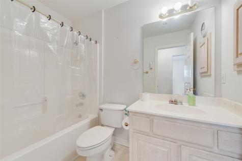 232 W Willow Creek Drive Glenn Heights TX 75154
