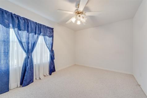 232 W Willow Creek Drive Glenn Heights TX 75154