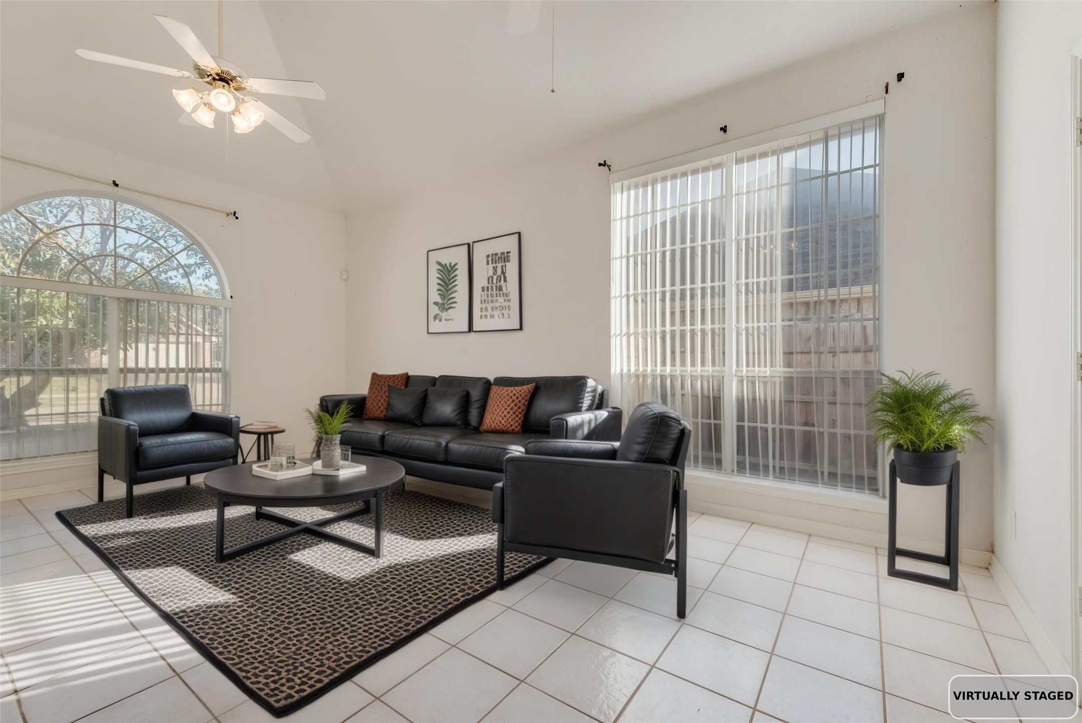 232 W Willow Creek Drive Glenn Heights TX 75154