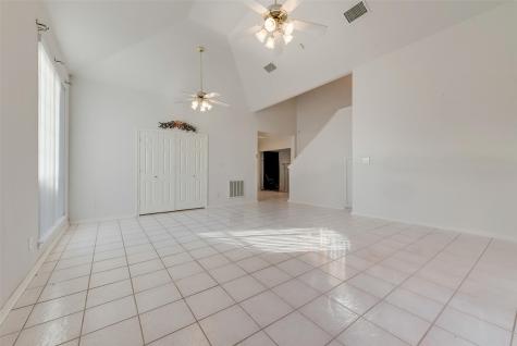232 W Willow Creek Drive Glenn Heights TX 75154