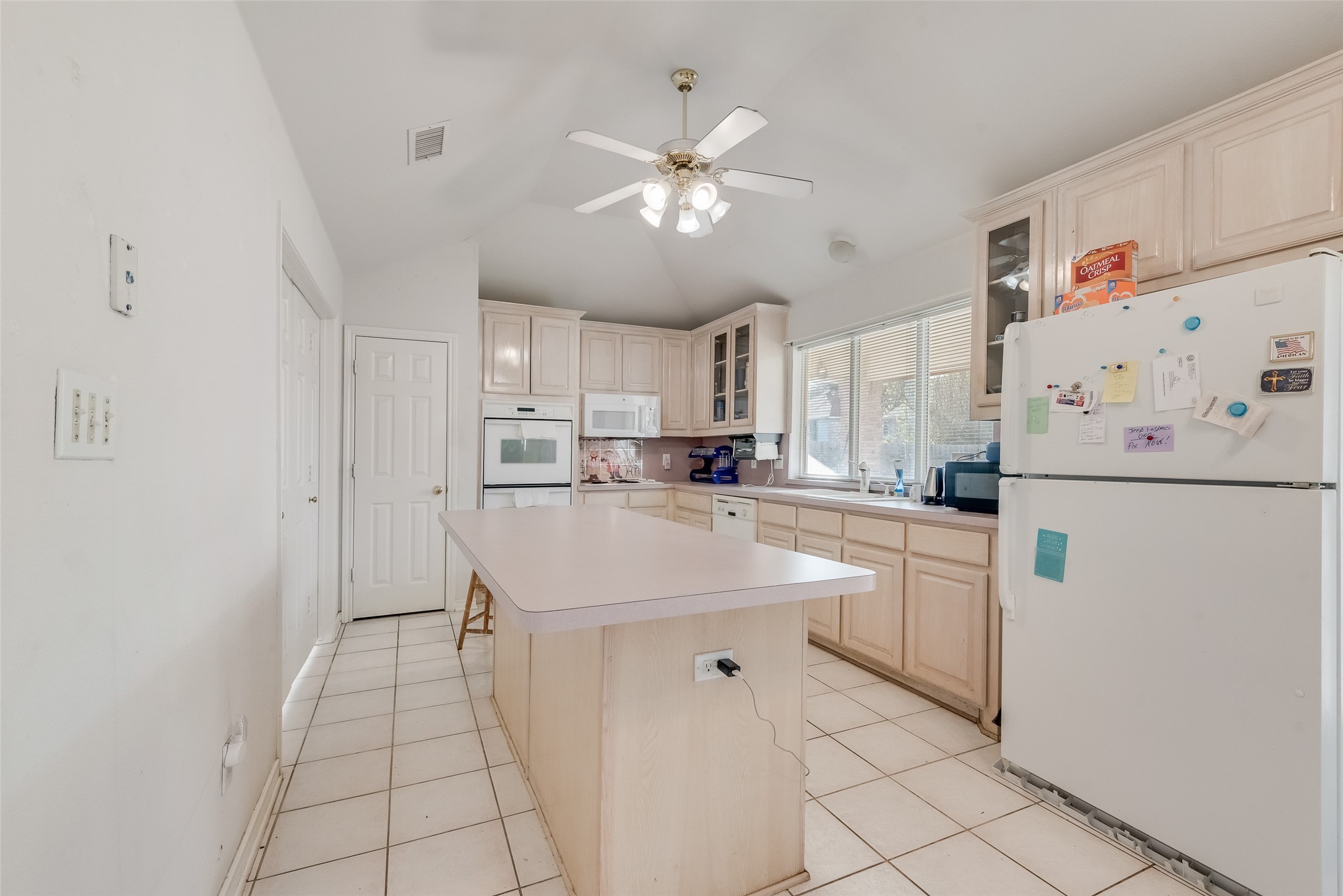 232 W Willow Creek Drive Glenn Heights TX 75154