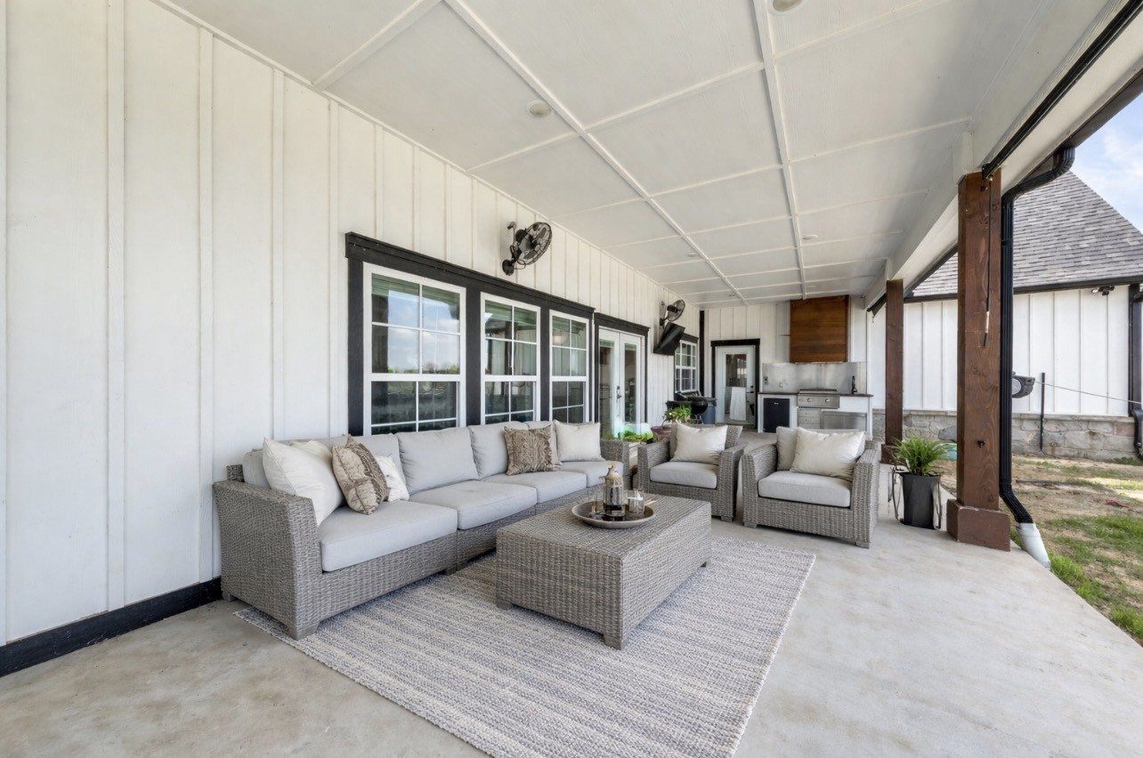 4886 County Road 1037 Celeste TX 75423