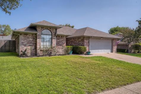 112 Boardwalk Street Midlothian TX 76065