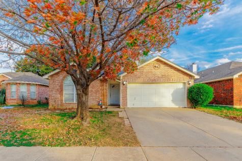 2964 Timber Creek Trail Fort Worth TX 76118