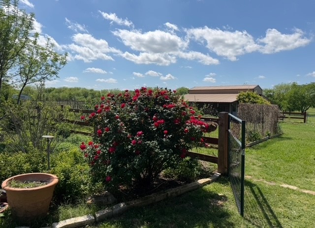 8463 Crestview Road Sanger TX 76266